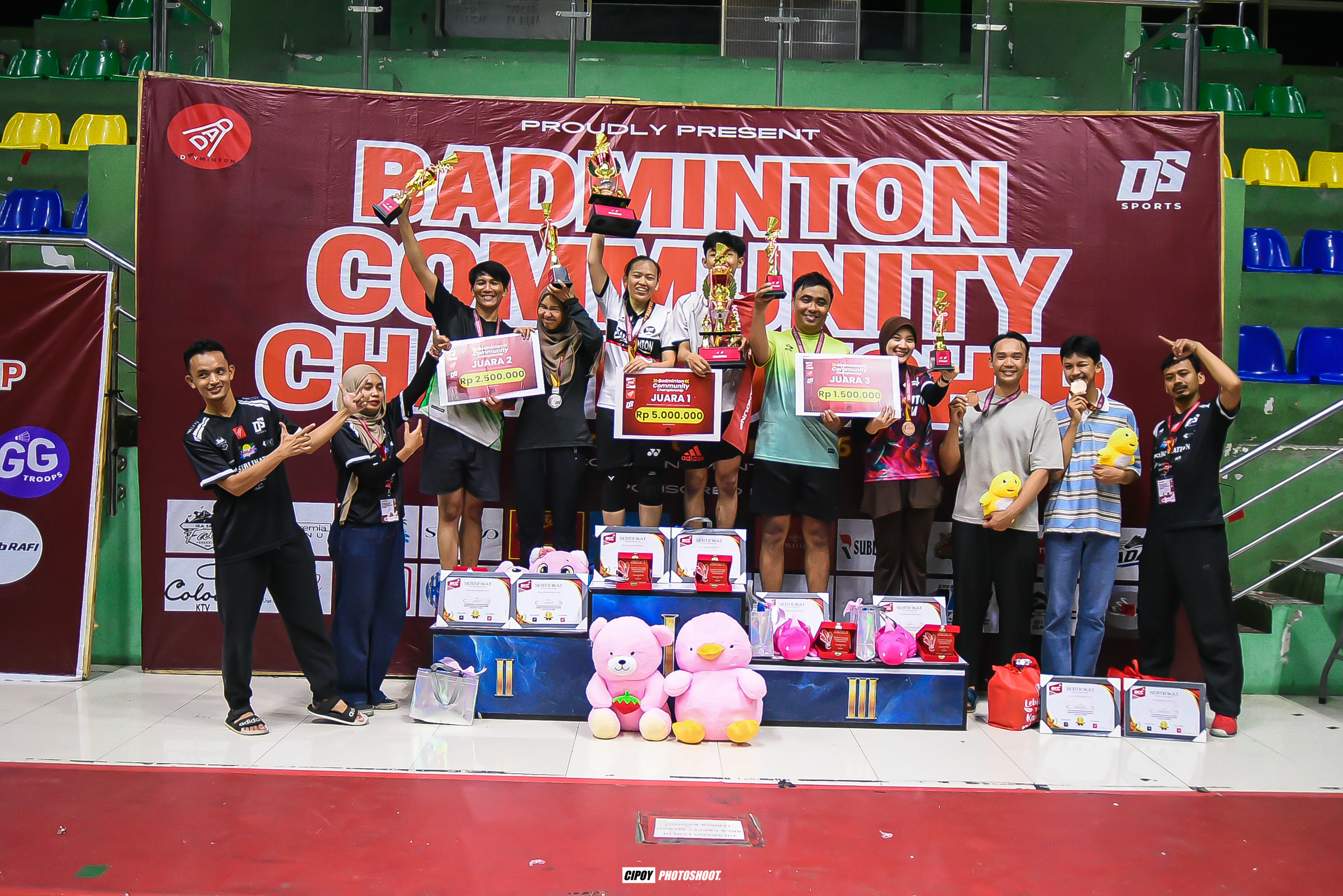 Podium Juara